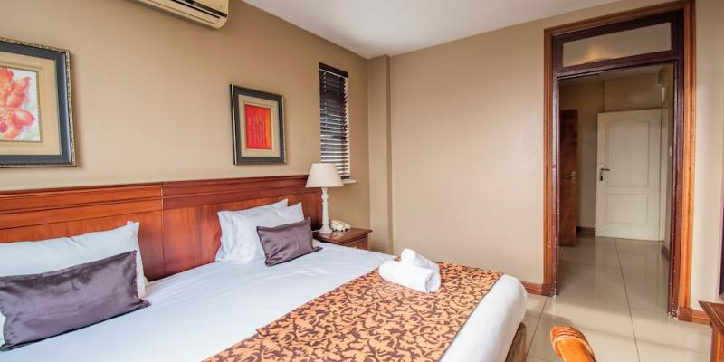 room_9dff0cfb-6192-45c0-999d-e6d46bcb514e.jpg