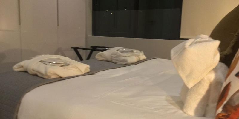 room_516810a8-2e5d-44ce-a4d9-bf10c3f6cfbd.jpg