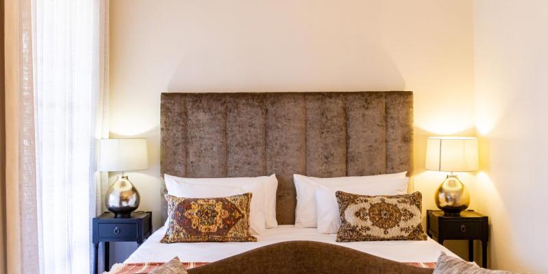 room_8e6cdc72-5676-4155-b896-9bcd7158f9e3.jpg