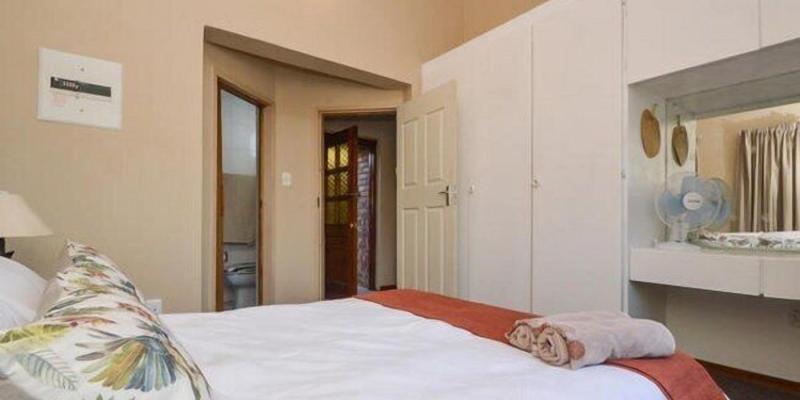 room_3d3d302d-7962-4a55-bade-3a39b5331d0b.jpg