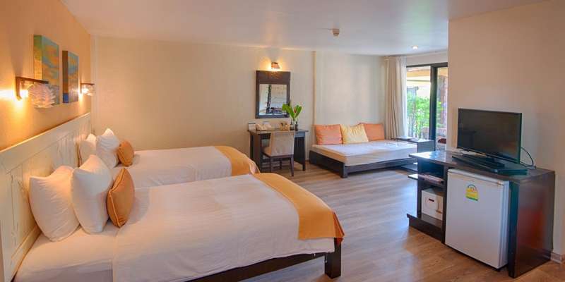 room_49330670-acb0-4dea-9e28-efaab268c846