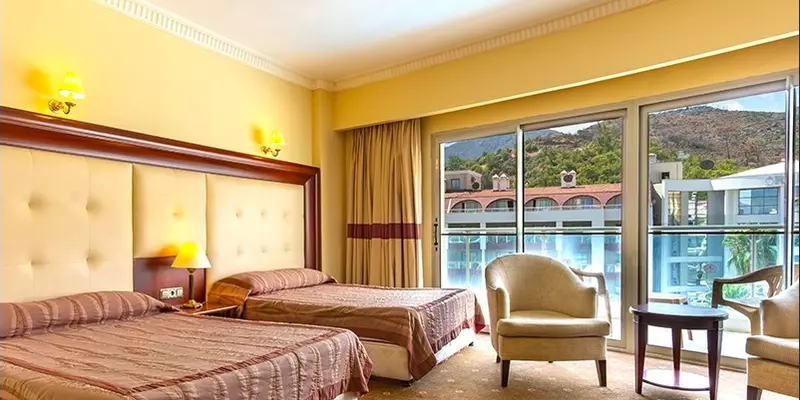 room_64510035-6e1e-4db4-8f59-bd305b536221