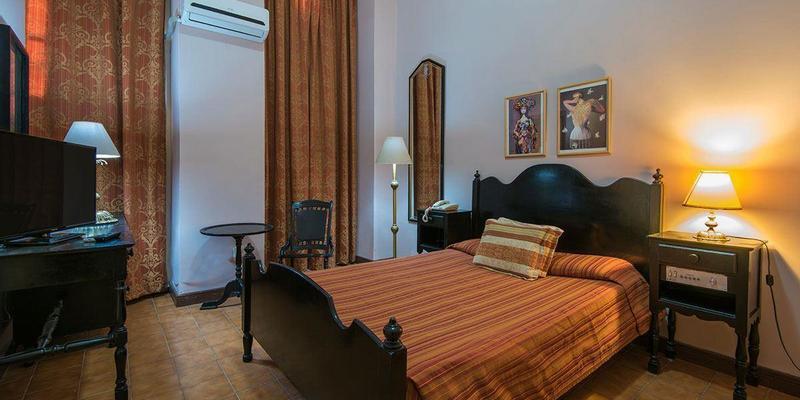 room_939cd462-cadf-428a-b790-0c8739265a88