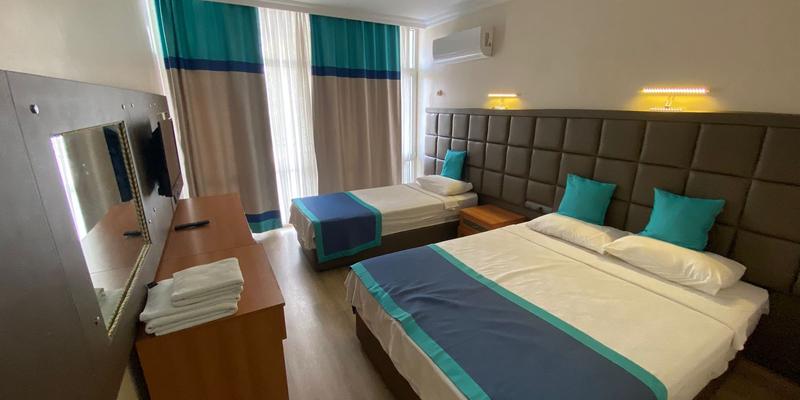 room_89abcc42-0d6c-4a85-be4c-a633ccfb83c7