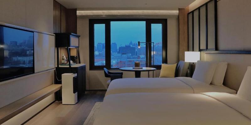 room_d2484a0f-e3a4-4a27-b6a7-c8d815bbfb01