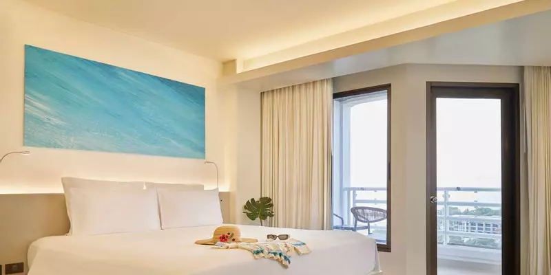 room_6c32dc9a-e6cc-4d4f-9933-ed504296b1e4