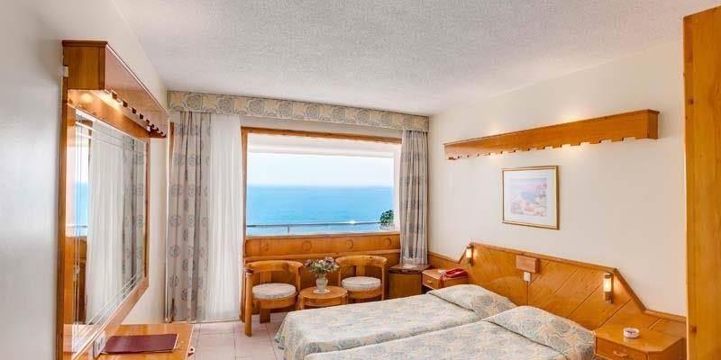 room_ca36fd1d-cf80-4cd9-ad4e-550f698e1e60