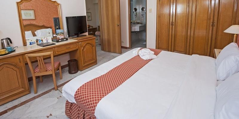 room_b13653e0-05a7-4cff-94c7-bccc084e4828