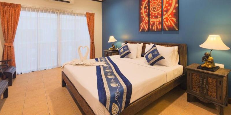 room_2c4bdded-d4ef-4bfe-bb2c-1e0d854dd895