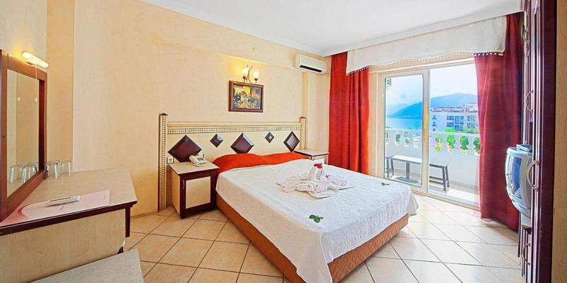 room_a7efc474-186d-4bf9-a22e-1080a2aa5270