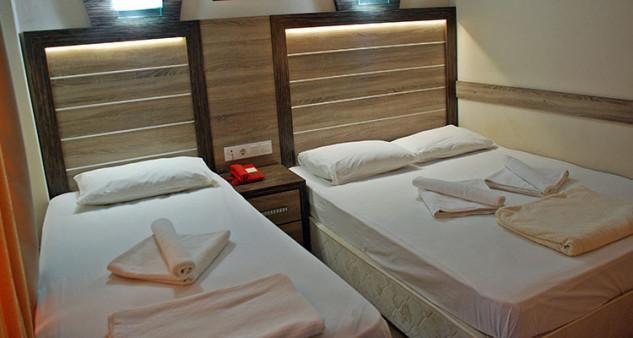 room_a65329a6-3d3f-4a02-8be7-3c63b81a8d97.jpg