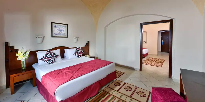 room_5caaa6b1-b36e-46b4-8508-c3d7953268d0