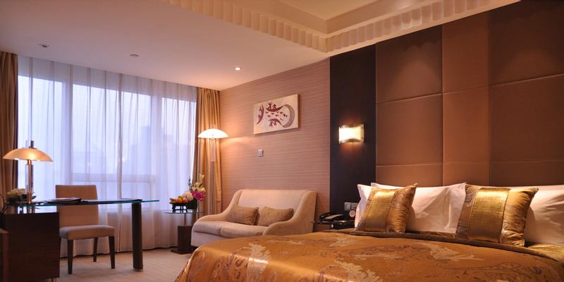 room_915c03bd-770b-4f59-81fa-3280f7c542a0.jpg