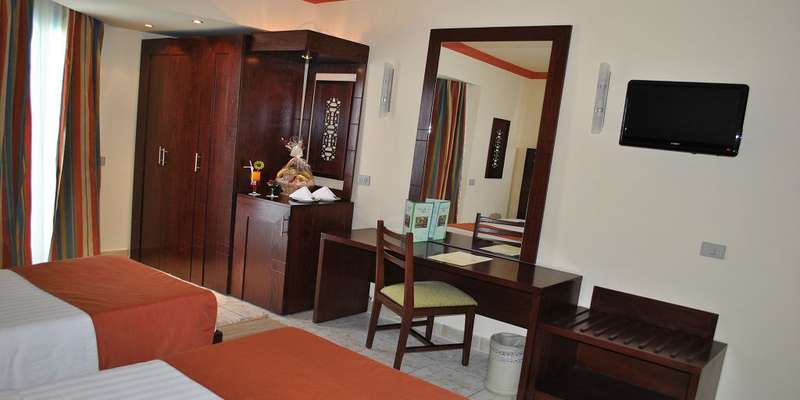 room_0072ce18-2642-4122-9ce8-7a1296af2970