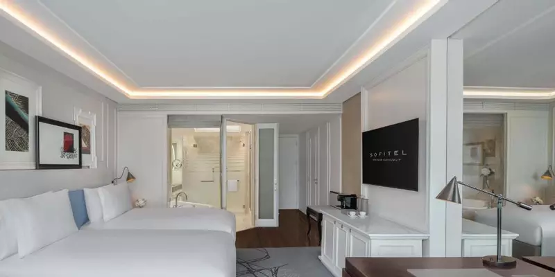 room_914e6579-9e2e-461f-93e7-f1c555e11754