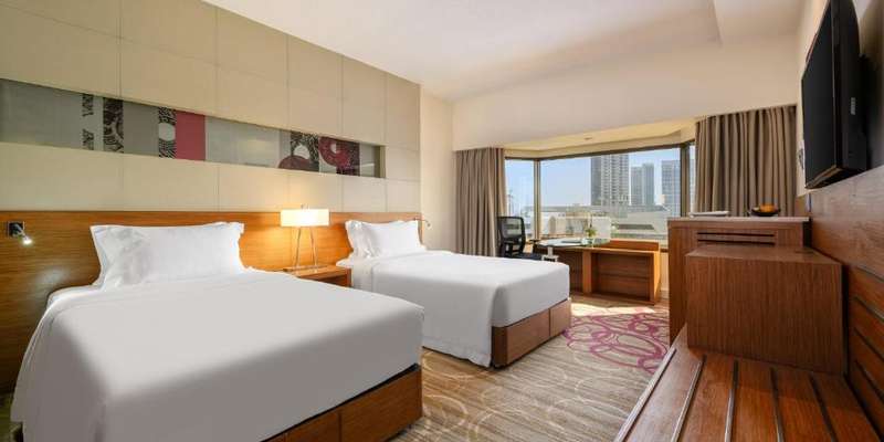 room_e1c337dc-df08-41d2-ad1c-2435b3278594