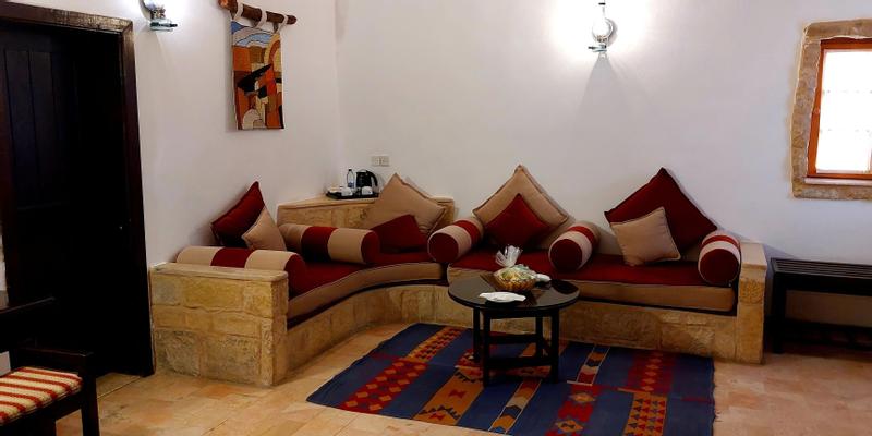 room_4a090275-2df0-4c1b-b6af-b90d20952fba.jpg