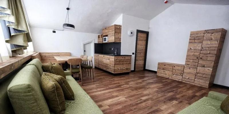 room_0c8b310b-5dd3-4eea-8d6a-d0500888df9d.jpg
