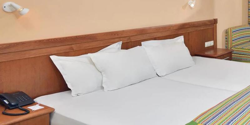 room_8119a2d9-3bb3-4fb8-b131-b0f76ff6d9d6.jpg