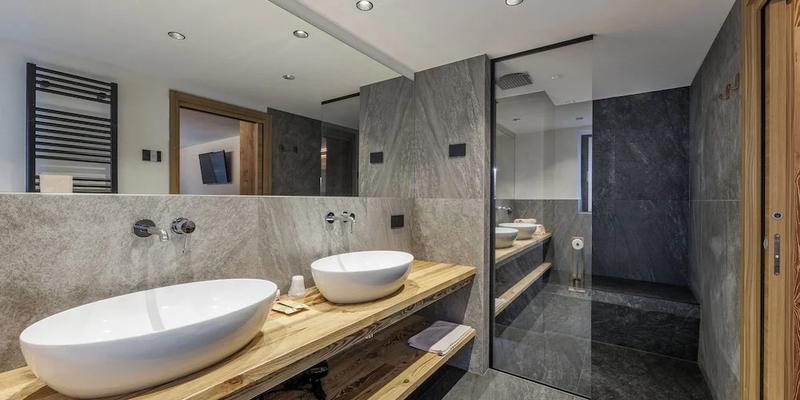room_81ddd095-5a27-46ac-b2a8-3ae98b4e92e5.jpg