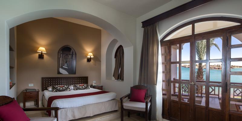 room_ab1cedd5-78e0-476d-aee7-8d0574a1caae