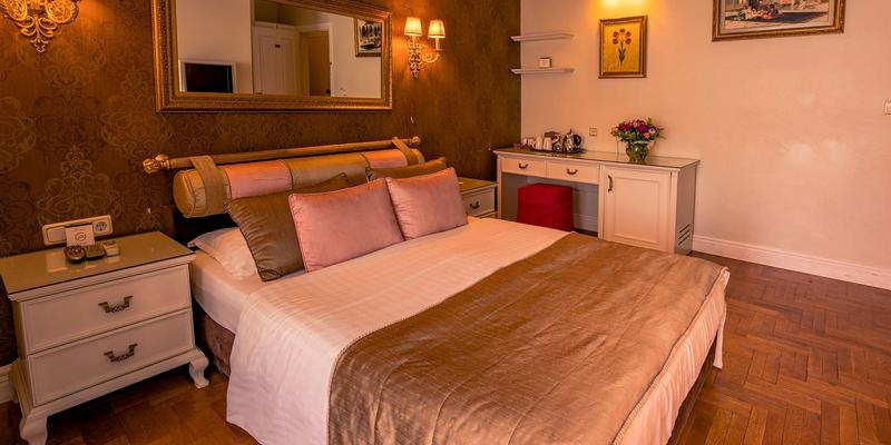 room_32a1769d-2ee9-4de6-a71b-bb6fcfa53c1a