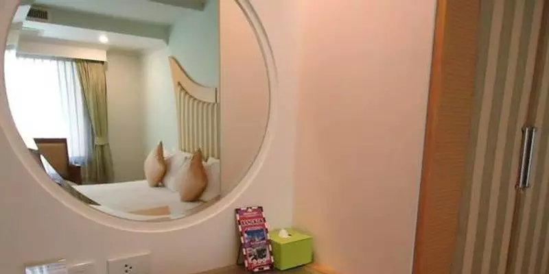 room_ff8ed79f-6947-4bf8-b87e-697fa3343719.jpg
