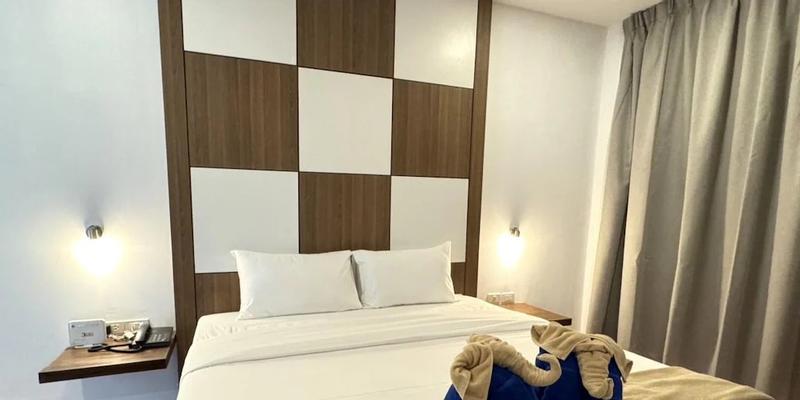 room_7031c60a-e8fb-49a8-bc21-6e6cc03c84c1