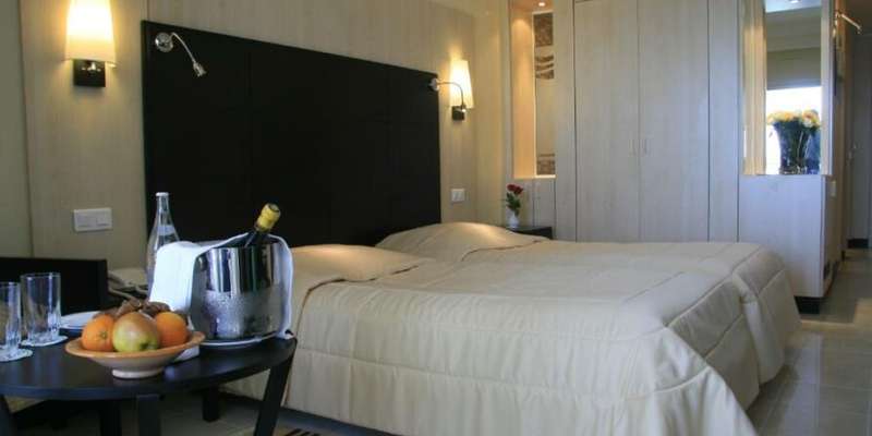 room_2fccb542-9fd7-45e4-80d8-e759453928f8