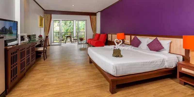 room_fa84bfc7-63b7-4c77-a0ec-437665464943