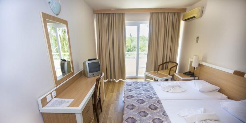 room_607978f8-5cf7-47aa-81a7-8d059b3cb1bf