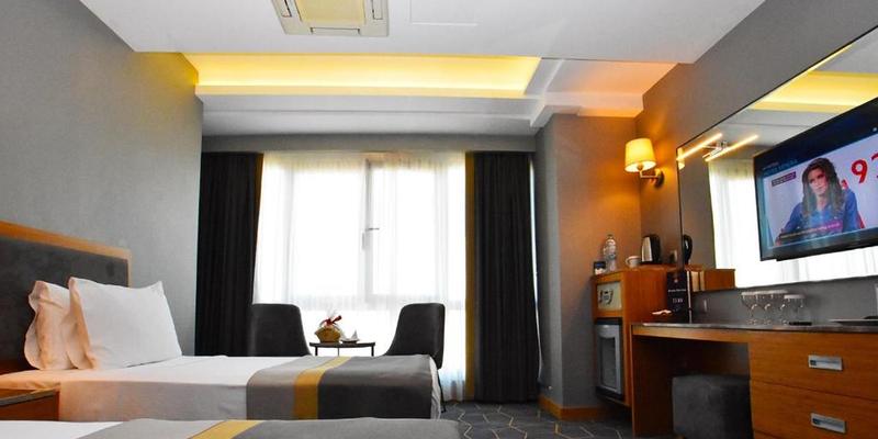room_0e22f1f5-0b40-4a32-842c-f4ce1405ca4b.jpg