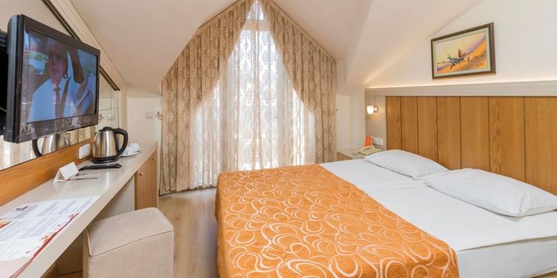 room_0d3fe34a-27d5-4771-b201-1d6032444616