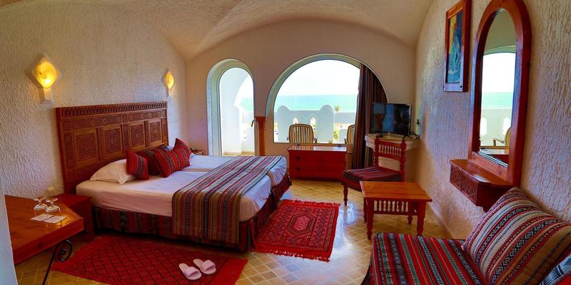 room_a752206c-4f26-4cb4-b6d7-c7cb4b8ff72d