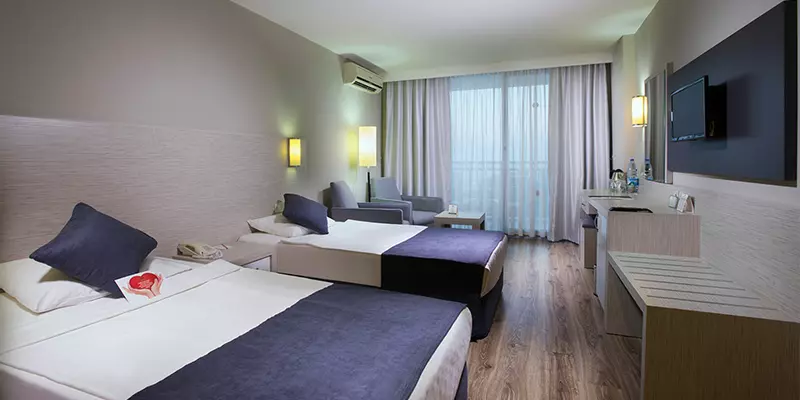room_efdaa610-8d9e-48c1-9bda-1c92d194fe17