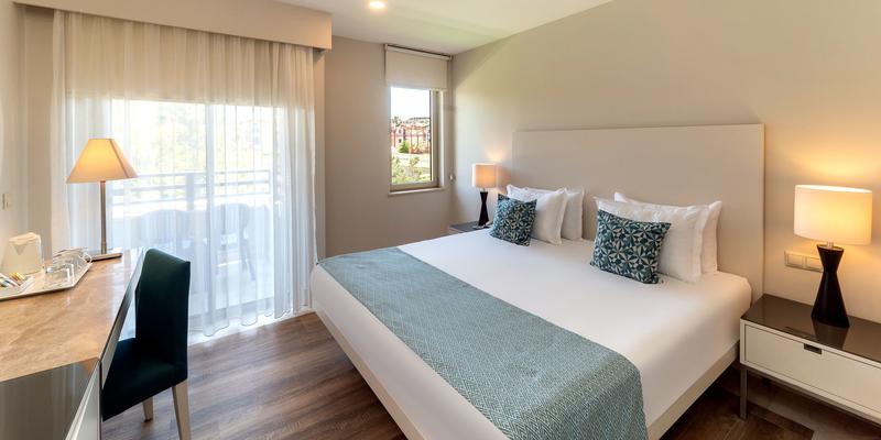room_ef2cf22d-0849-404f-ad96-429aa5436a09