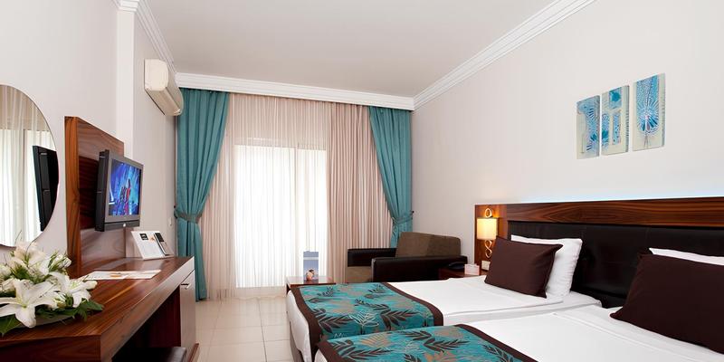 room_15edb158-6082-49fa-a469-76a69178adfb
