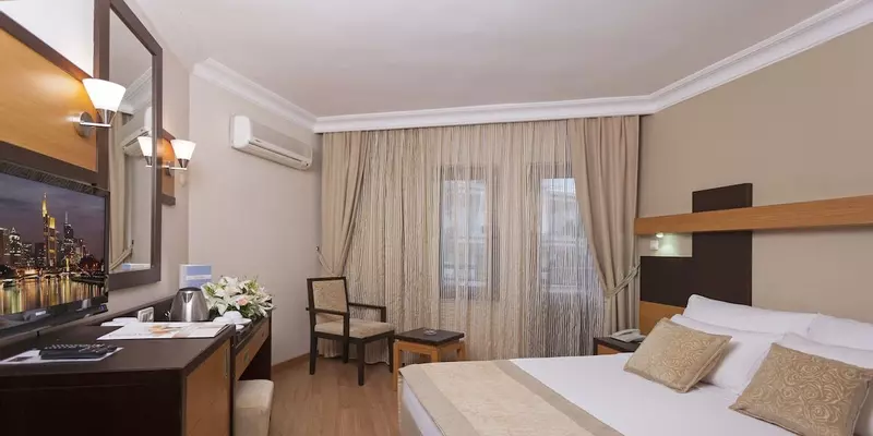 room_ac461e82-1678-4c69-afda-0fd7c655802a