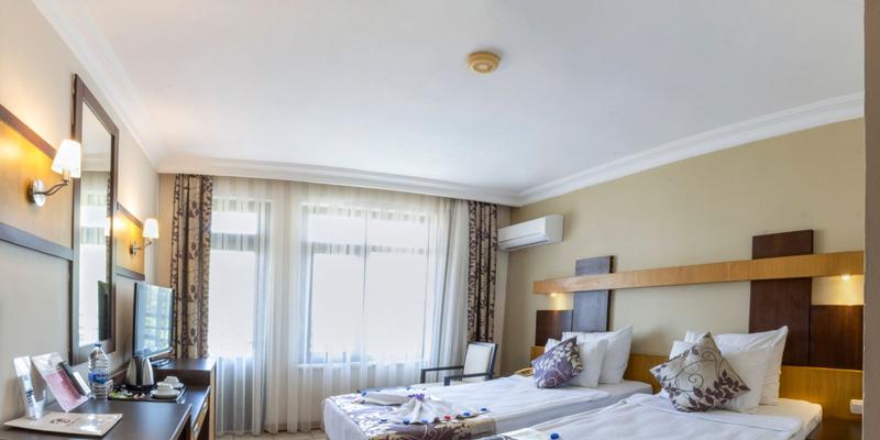 room_c24d1a58-5787-469d-ae0c-1526db4123c1
