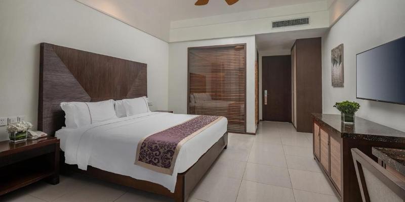 room_fee55ce3-2b62-4a4d-bcb8-112cae5e7057