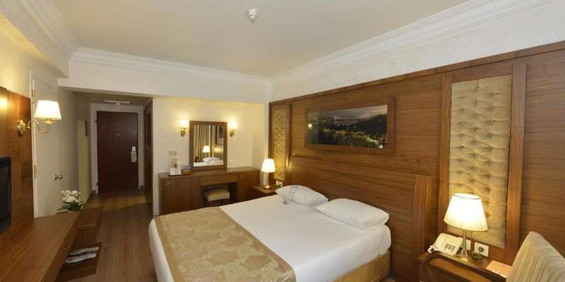 room_bcfac1be-02e1-4752-be45-c5248c74b3a2.jpg