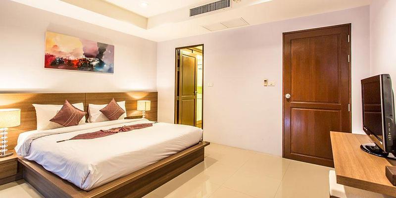 room_7345f421-0862-43ec-a6b9-e2bed6aeb7b2.jpg