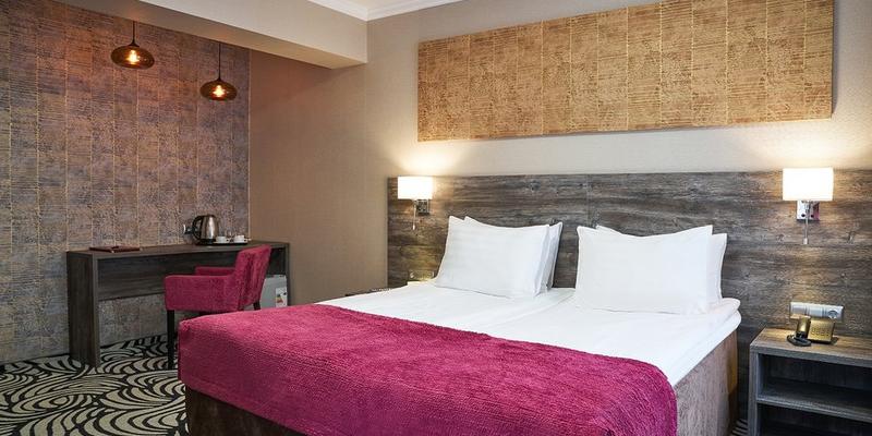 room_3988a0a2-786d-49e2-9f93-bd42fdc3bfea.jpg