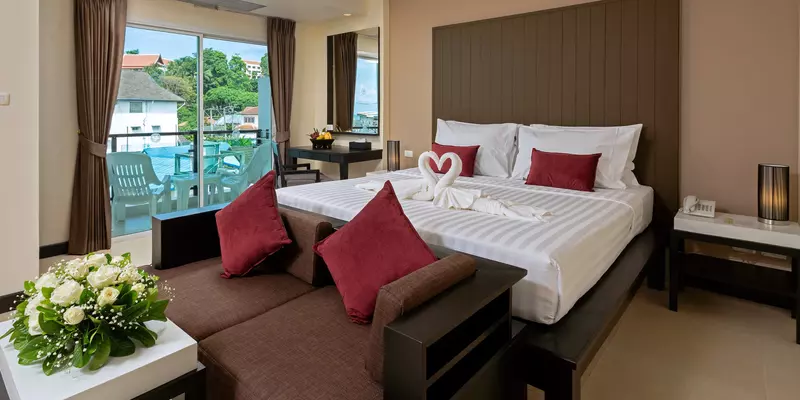 room_c81165bf-18d4-49a9-af45-f36b59d37756