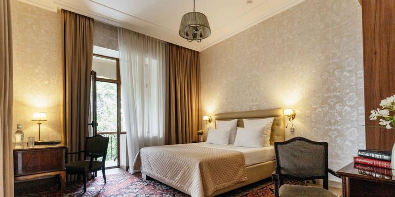 room_5dbdfa29-7db2-403c-84b5-b3ad2747a94d