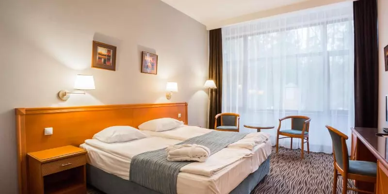 room_56aa0845-116f-47a1-b11e-1936acbb1cf3