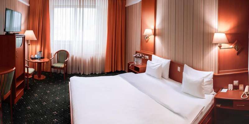 room_84e0070d-8365-48d4-85ee-9148cb821012.jpg