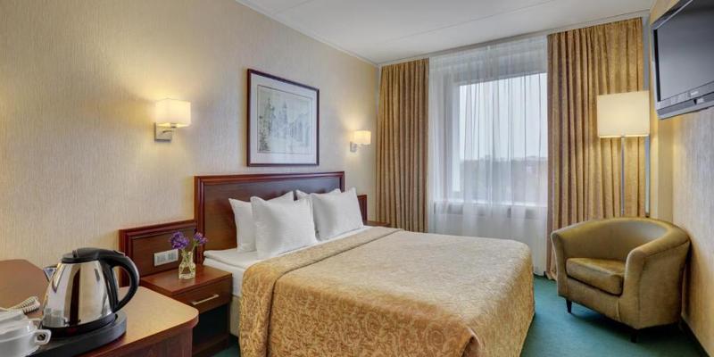 room_b762742f-2f42-484d-86bf-505e38d9c6d8.jpg