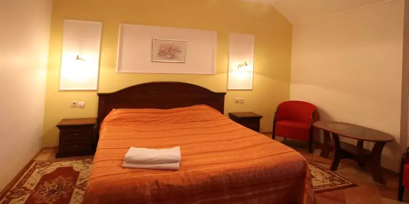 room_5a6dbff2-5273-431d-a18c-9d5361bb1a53.jpg