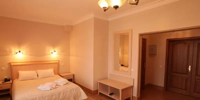 room_94f2603c-dcea-47ff-adc1-d8461d54382c.jpg